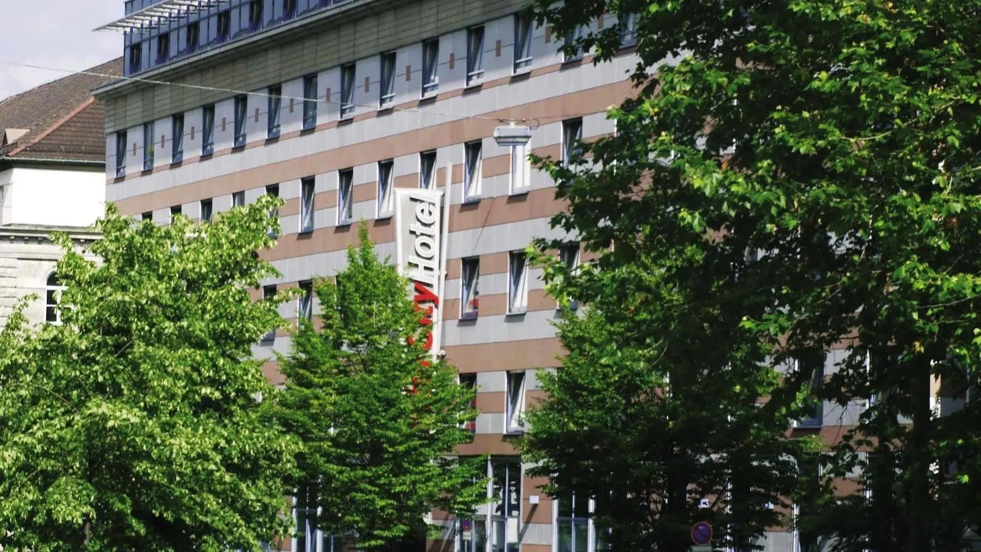 Intercityhotel Nuernberg location